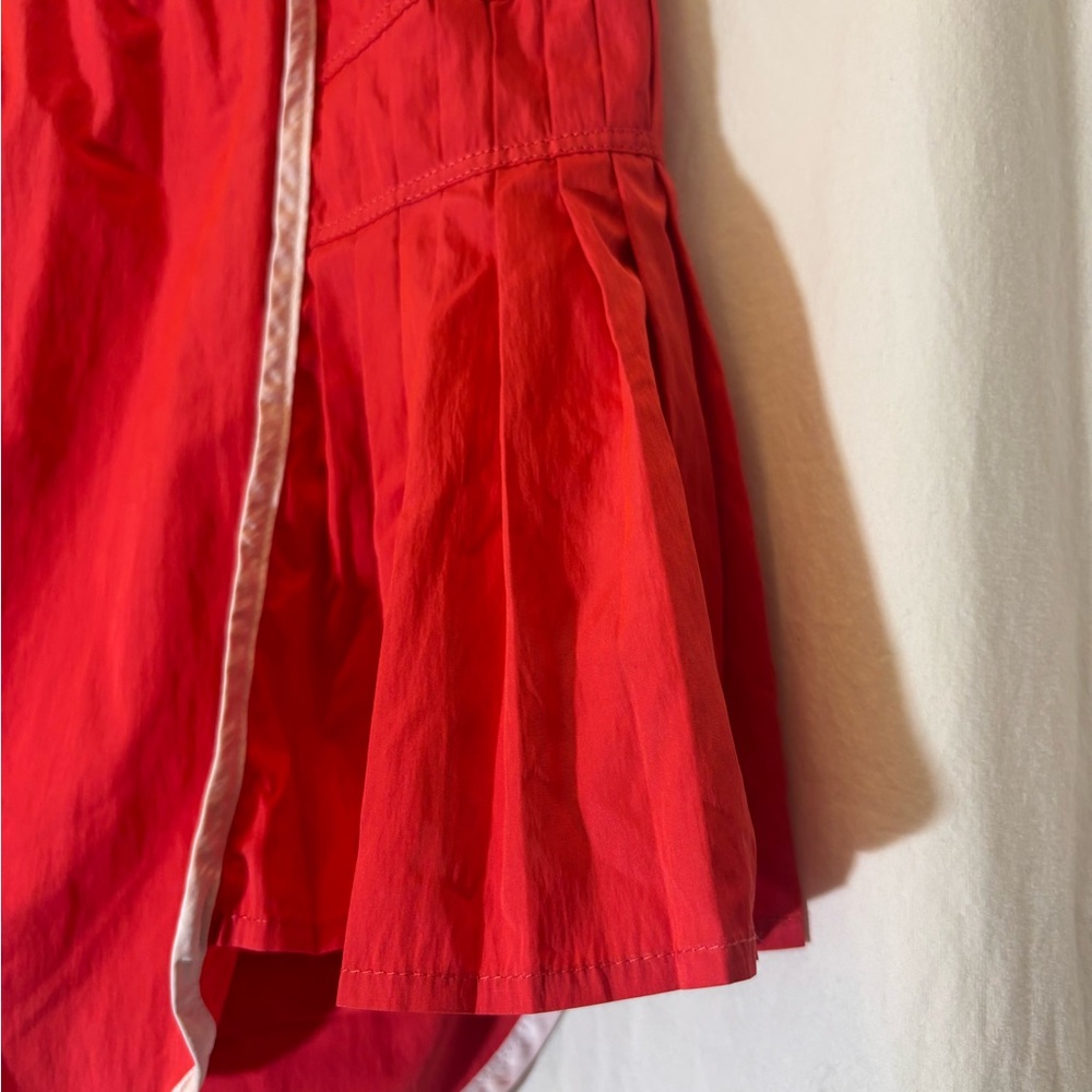 Yogalicious Women's Vibrant Red Athletic Shorts Large II13 - Picture 2 of 4
